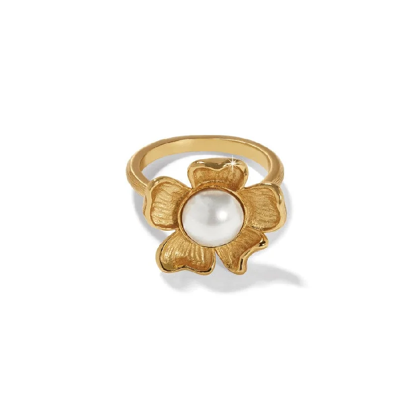 Chic Women's Rings for Fashion-Forward Looks-Everbloom Pearl Ring