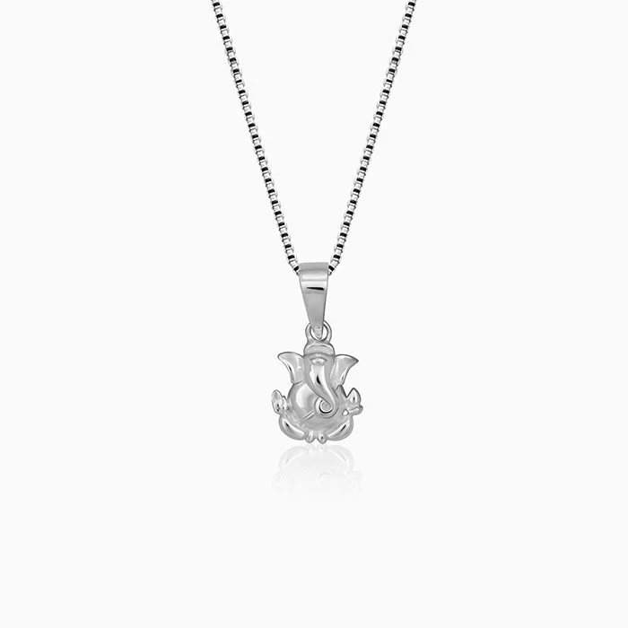 Shop Classic Women's  Necklaces & Pendants with a Modern Twist-Silver Ganpati Pendant with Box Chain