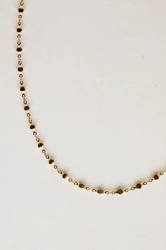 Shop Classic Women's Necklaces & Pendants with a Modern Twist-Ayla Gold Chain Necklace Shop Classic Women's Necklaces & Pendants with a Modern Twist-Ayla Gold Chain Necklace