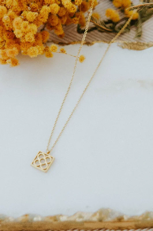 Shop Classic Women's  Necklaces & Pendants with a Modern Twist-BARCELONA NECKLACE