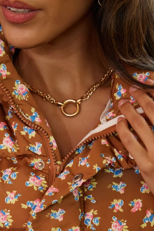 Shop Classic Women's Necklaces & Pendants with a Modern Twist-Eryn Circle Charm Chain Necklace Shop Classic Women's Necklaces & Pendants with a Modern Twist-Eryn Circle Charm Chain Necklace