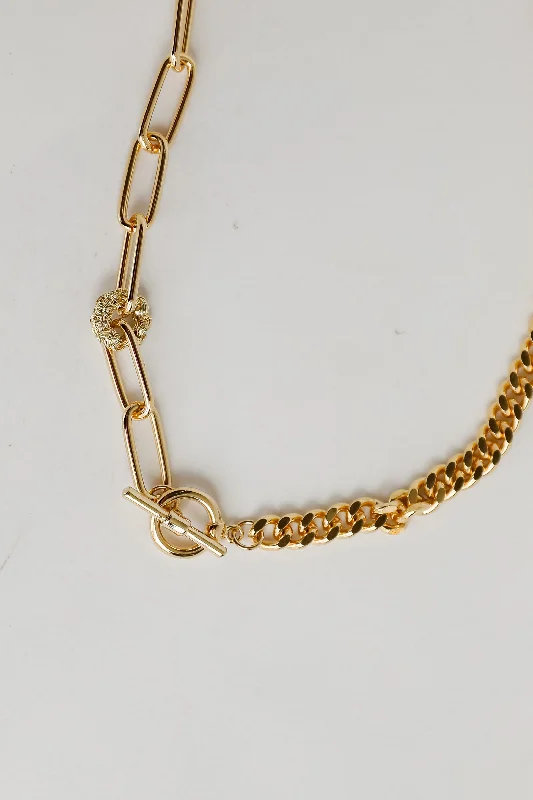 Shop Classic Women's Necklaces & Pendants with a Modern Twist-Logan Gold Chain Necklace Shop Classic Women's Necklaces & Pendants with a Modern Twist-Logan Gold Chain Necklace