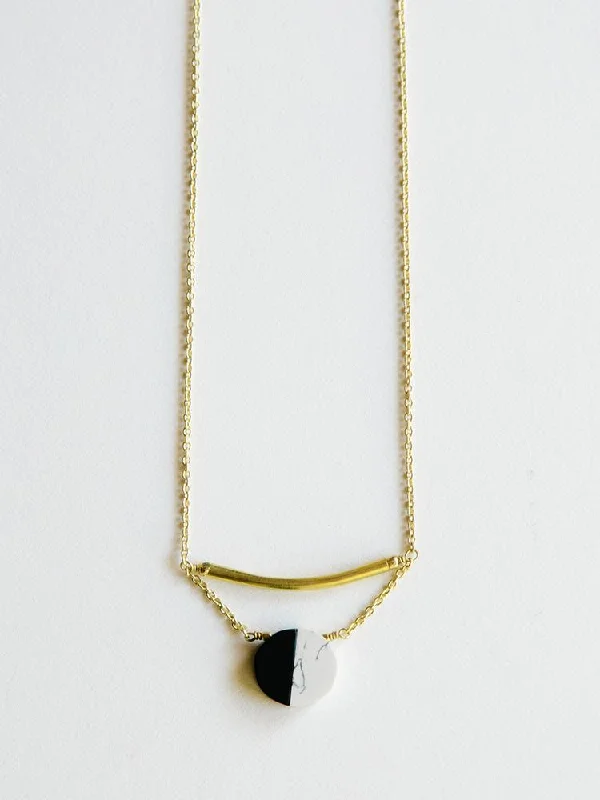 Shop Classic Women's  Necklaces & Pendants with a Modern Twist-Nova Necklace - Black
