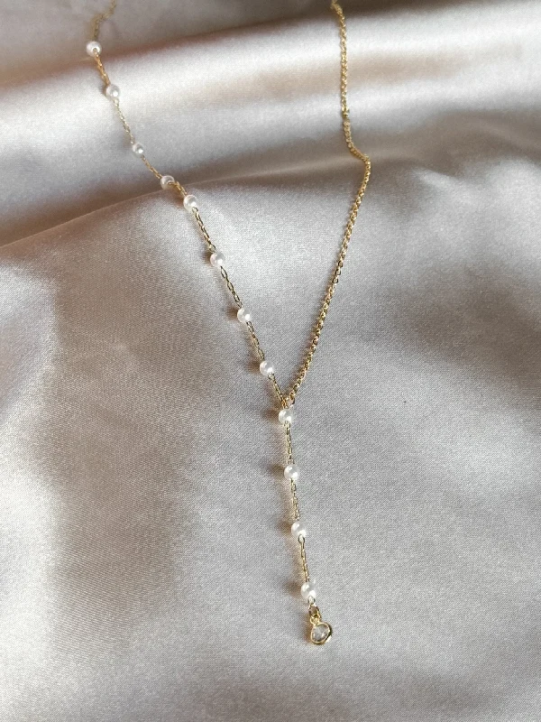 Shop Classic Women's Necklaces & Pendants with a Modern Twist-Pearl Bead Chain Necklace Shop Classic Women's Necklaces & Pendants with a Modern Twist-Pearl Bead Chain Necklace