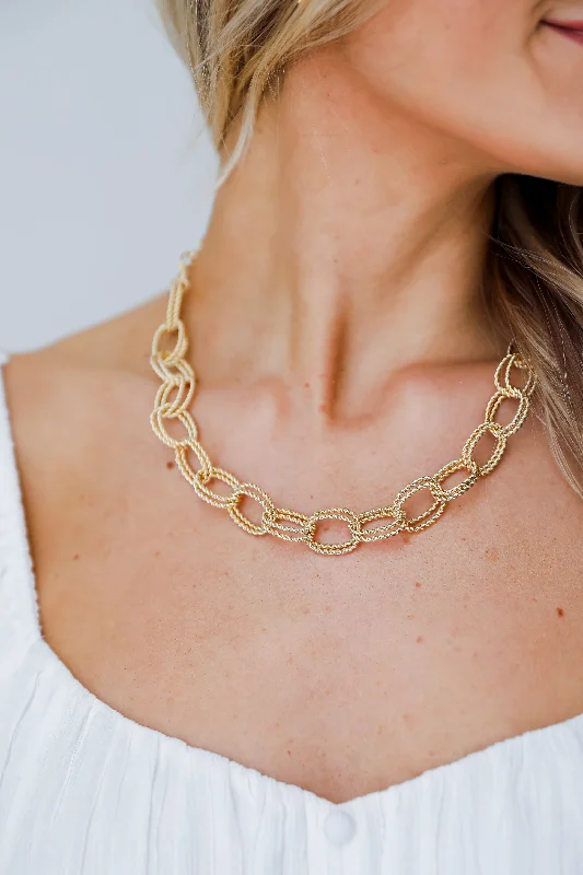 Shop Classic Women's Necklaces & Pendants with a Modern Twist-FINAL SALE - Scarlett Gold Chainlink Necklace Shop Classic Women's Necklaces & Pendants with a Modern Twist-FINAL SALE - Scarlett Gold Chainlink Necklace