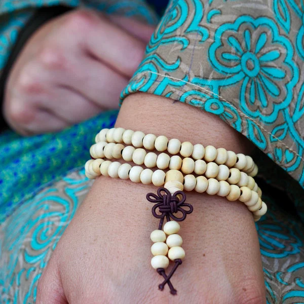 Shop Classic Women's Necklaces & Pendants with a Modern Twist-Tibetan Off white Mala 6 mm. Shop Classic Women's Necklaces & Pendants with a Modern Twist-Tibetan Off white Mala 6 mm.