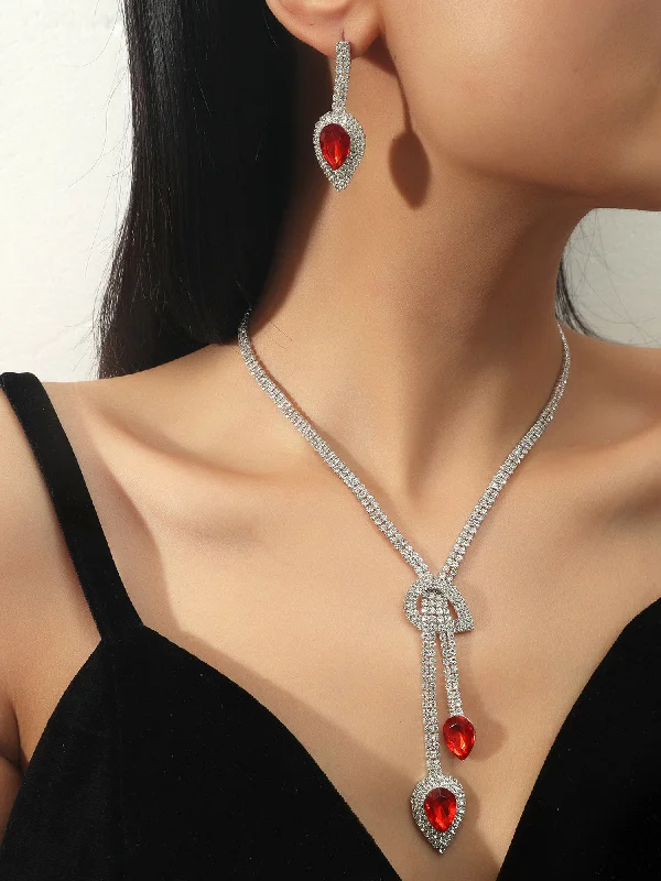 Shop Classic Women's Necklaces & Pendants with a Modern Twist-Vintage Teardrop Gemstone Necklace And Earrings Set Shop Classic Women's Necklaces & Pendants with a Modern Twist-Vintage Teardrop Gemstone Necklace And Earrings Set